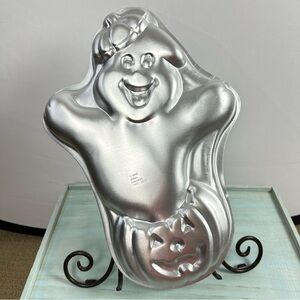 WILTON Ghost Pumpkin Halloween decorative aluminum cake pan